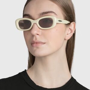 Gentle Monster Tambu Y4 sunglasses